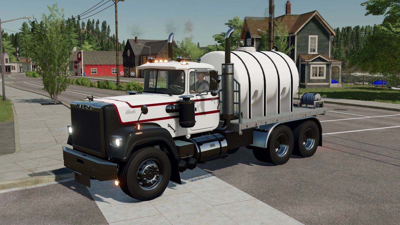 mack-superliner-spray-tender-fs22-1-1